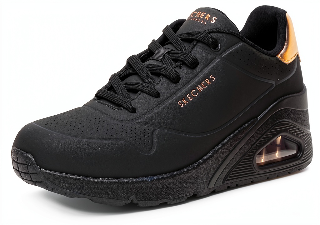 Skechers Donna Sneaker in Nero su sfondo neutro